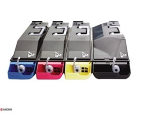 KYOCERA TK-8305M Magenta Toner ca 15.000 sidor